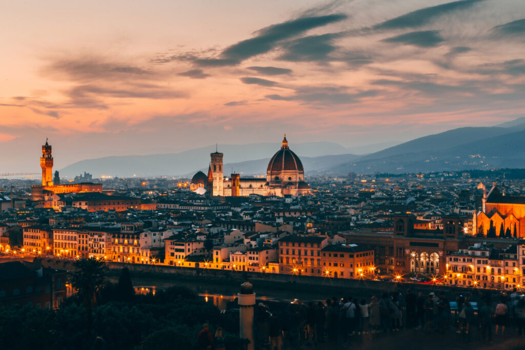 Scopri le migliori aziende a Torino dove lavorare nel 2025: chi assume, benefit, stipendi e opportunità nei settori più dinamici della città.